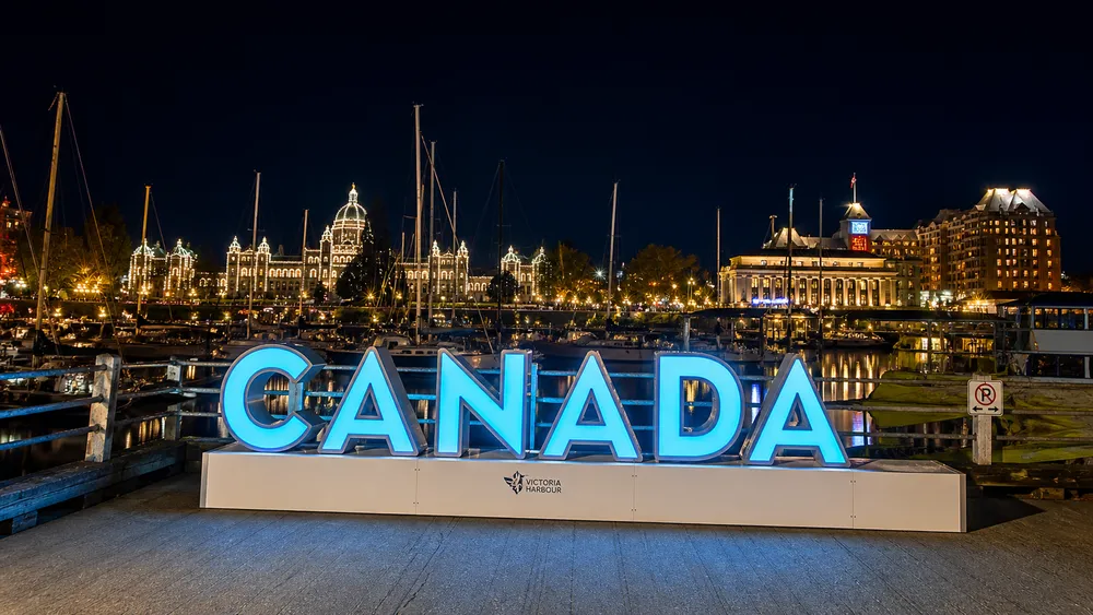 Victoria 1-Day Tour | British Charm & Coastal Gardens — photo 6